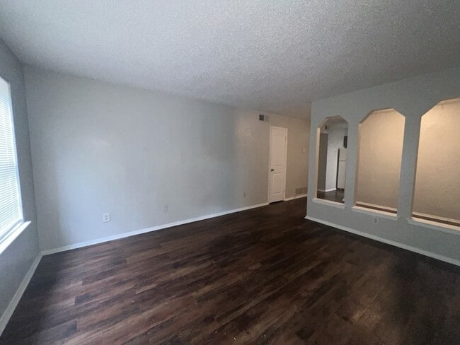 Photo - 219 Fry St Unit 7