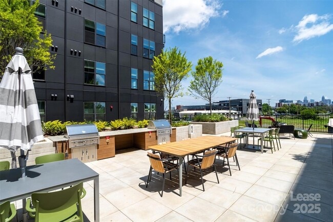 Photo - 3305 South Blvd Unit A1