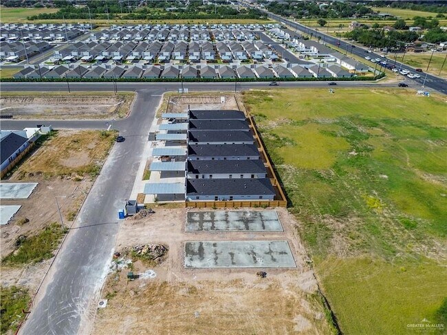 Photo - 700 N Alexandrite Ave Unit 1