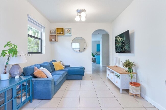 Photo - 8885 NW 102nd St