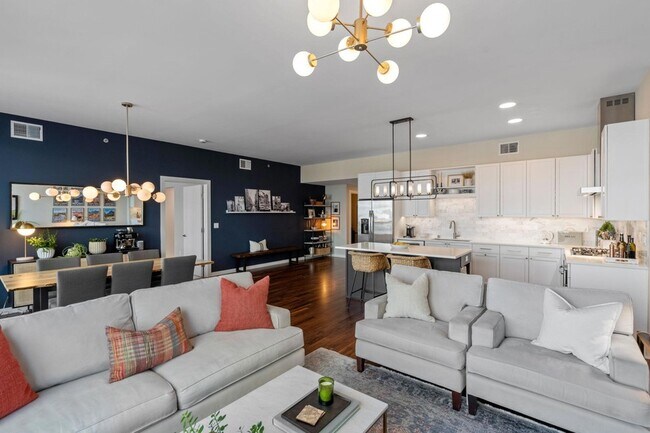 Photo - 1240 S 2nd St