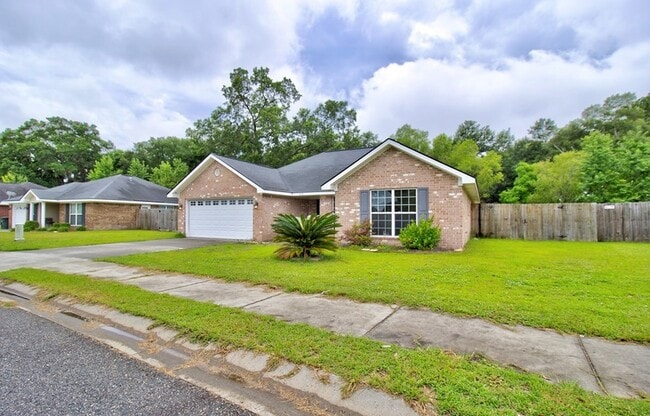 Photo - 235 Augusta Way