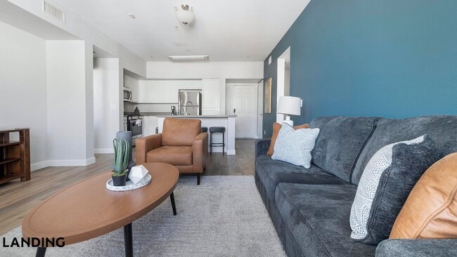 Photo - 9242 W Russell Rd Unit 01-201