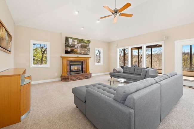 Photo - 32 Cheviot Ln Unit ID1221944P