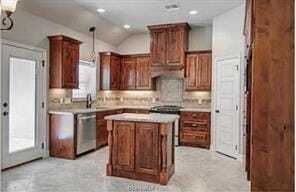 Photo - 8209 Raintree Dr