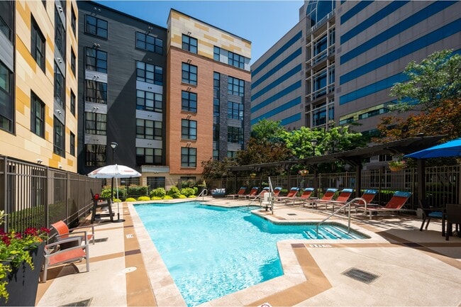 Photo - The Julian at Fair Lakes