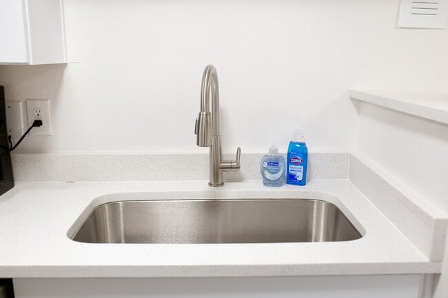 Photo - 4015 W 7th St Unit SI FL2-ID1296544P