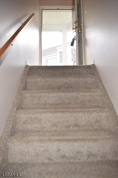 Photo - 177 Riveredge Dr