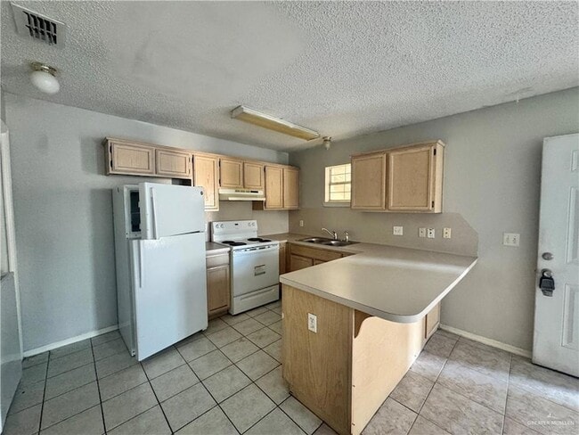 Photo - 1804 Oasis Dr Unit 307