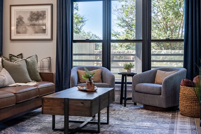 Photo - 100 Moss St Unit ID1071606P