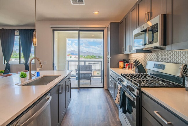 Photo - 15501 N Dial Blvd Unit ID1281570P