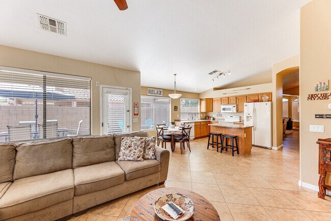 Photo - 43854 W Cahill Dr Unit SI ID1385912P