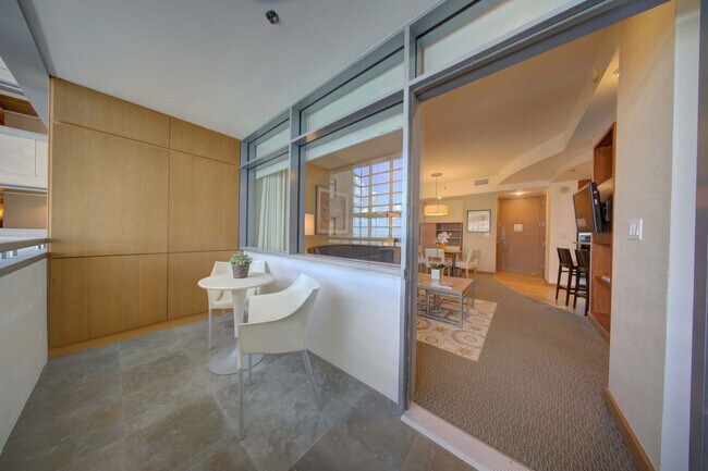 Photo - 1395 Brickell Ave Unit FL29-ID1328107P