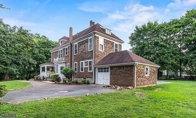 Photo - 510 Center St