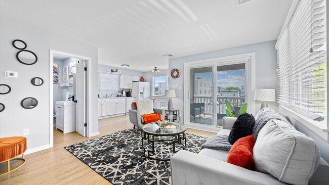 Photo - 714 West Ave Unit ID1309009P