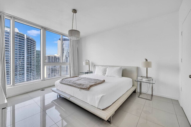 Photo - 485 Brickell Ave Unit SI ID1520347P