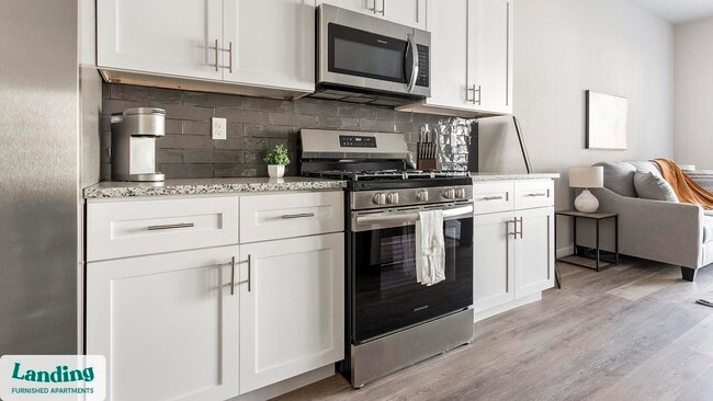 Photo - 3401 Redbud Ln Unit 3407