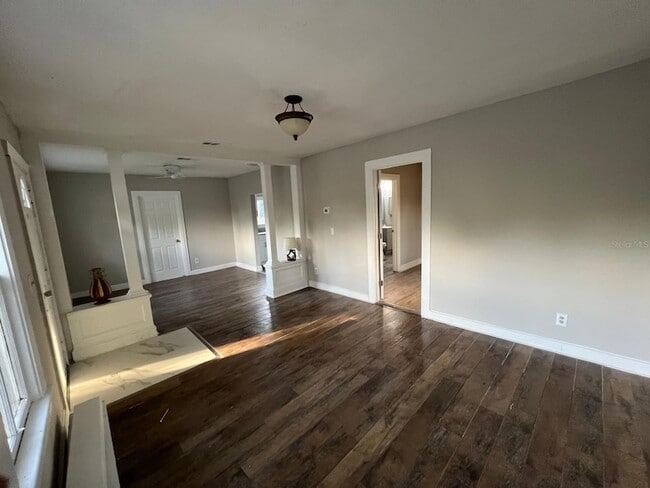 Photo - 8210 N 13th St