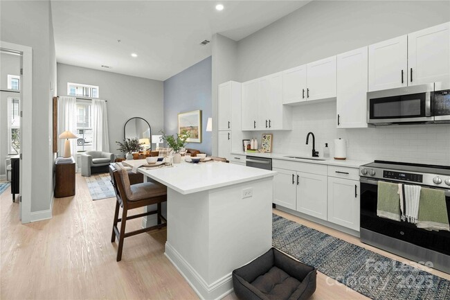 Photo - 9035 Lindholm Dr Unit B3