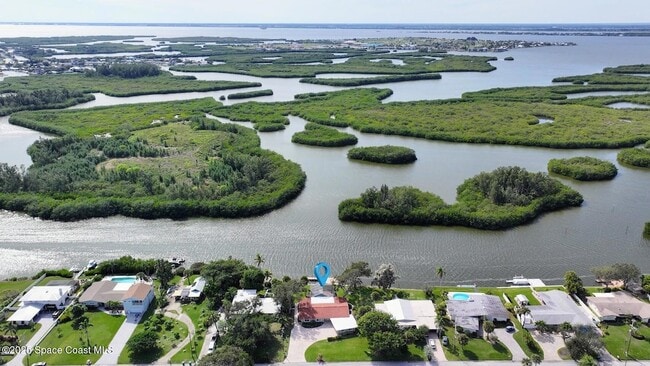 Building Photo - 778 Nassau Rd