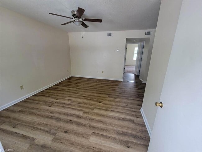 Building Photo - 3985 NC-268