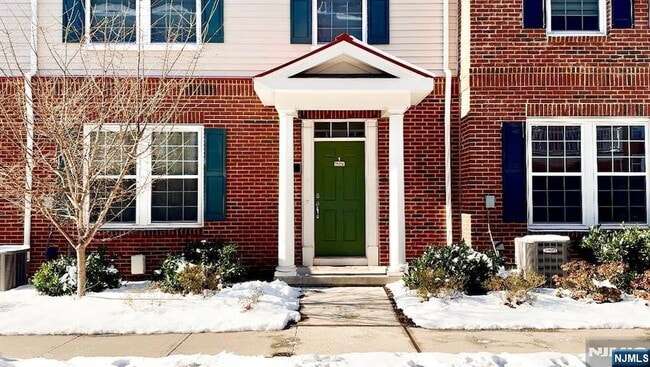 Photo - 54 Landmark Ln Unit 54