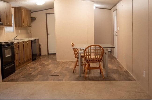 Photo - 114 Bluebill Bay N