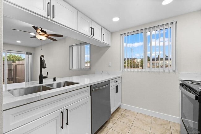 Photo - 748 N 3rd St Unit Q