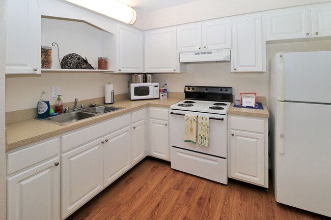 Building Photo - Greenway