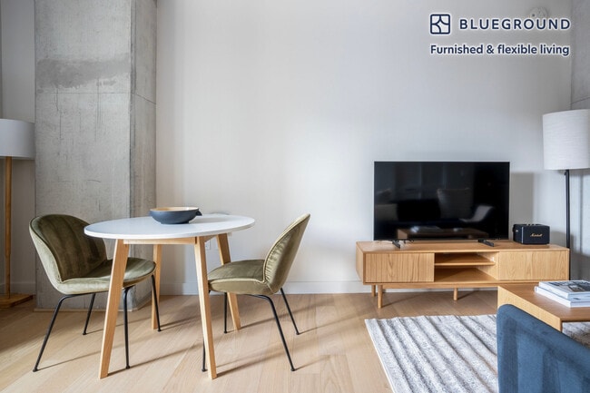 Photo - 30 Otis St Unit FL7-ID1375