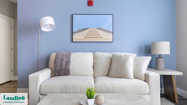 Building Photo - 1000 S Broadway Unit 317.1412586