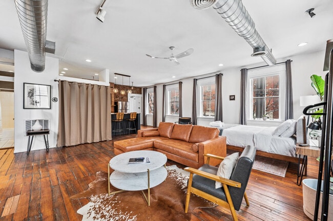 Photo - 111 E 13th St Unit ID1056075P