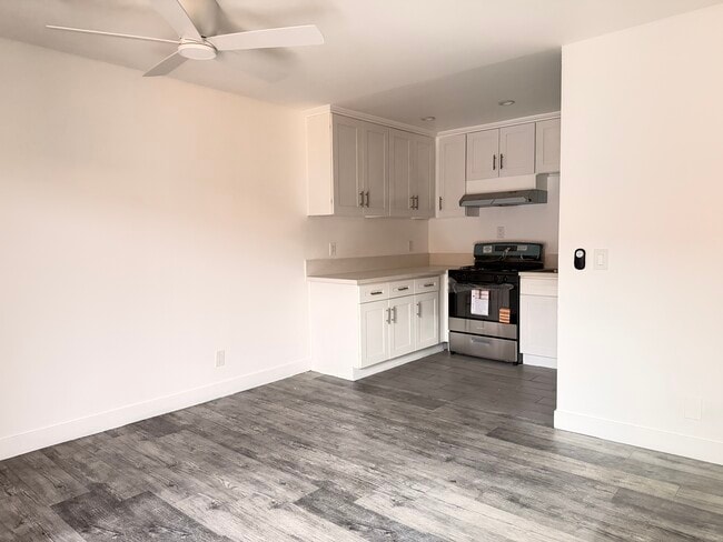 Photo - Convenient Beautifully Remodel Apartments