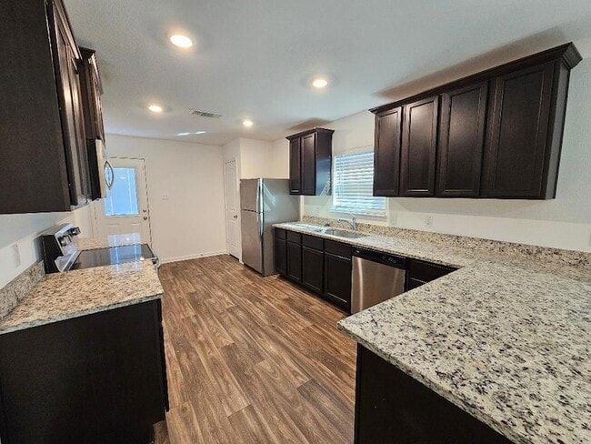 Photo - 17904 Speculator Ln