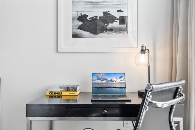 Photo - 2889 McFarlane Rd Unit ID1240700P