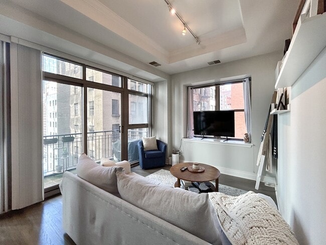 Photo - 212 W Washington St Unit 1513