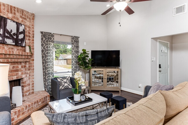 Photo - 1043 Grand Jct Dr Unit SI ID1607397P