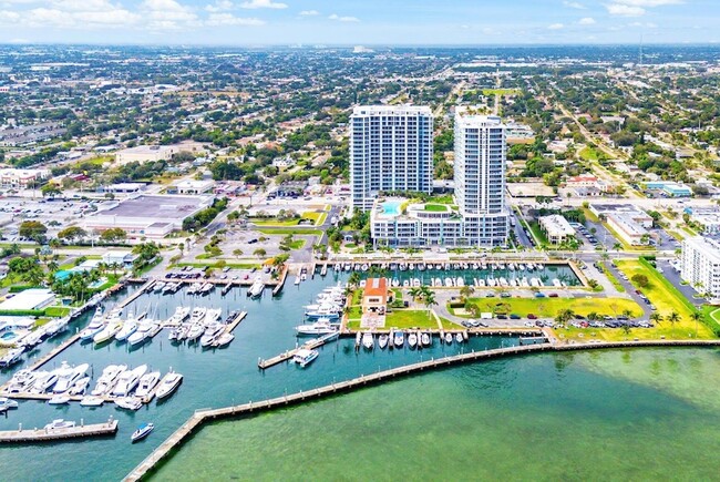 Photo - 220 Lake Shore Dr Unit S-1006