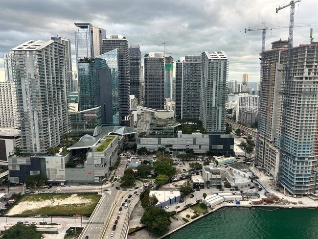 Building Photo - 350 S Miami Ave Unit 3904