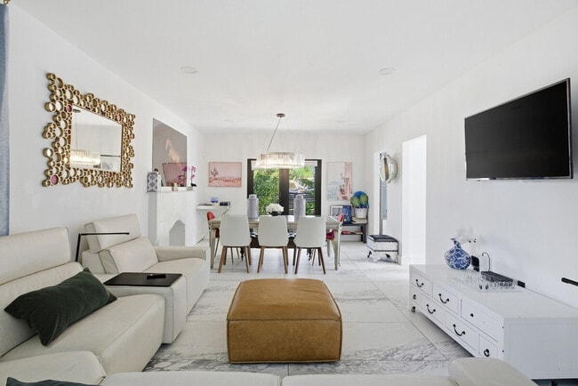 Photo - 8280 NE 1st Pl Unit SI ID1568909P