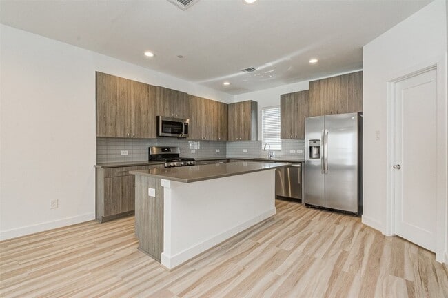 Photo - 482 S Centro Cir