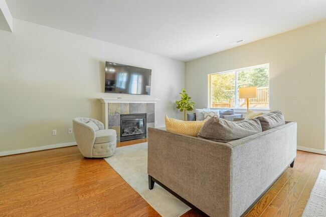 Photo - 16009 SE 164th Pl Unit SI ID1244306P