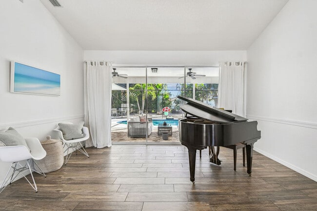 Building Photo - 423 Bellini Cir Unit SI ID1590859P