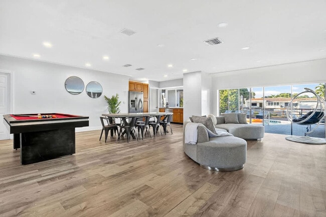 Photo - 2365 NE 195th St Unit ID1372319P