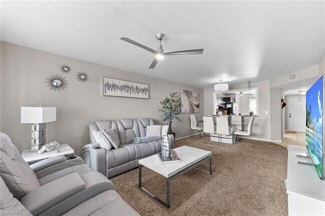 Photo - 1358 Derbyshire Ct