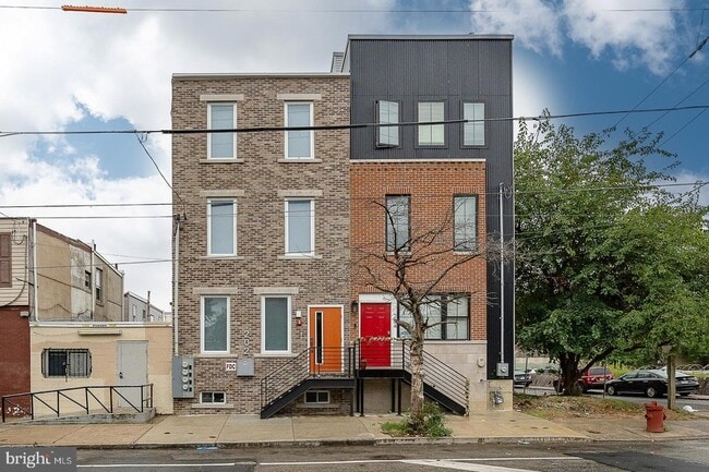 Building Photo - 202 W Susquehanna Ave Unit 3
