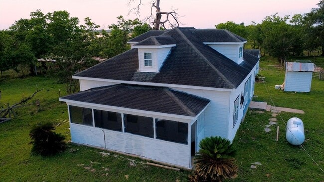 Photo - 24206 Longenbaugh Rd