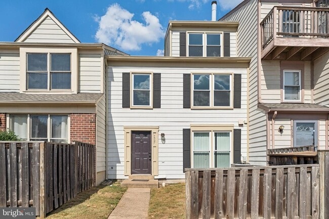 Building Photo - 7527 Belle Grae Dr