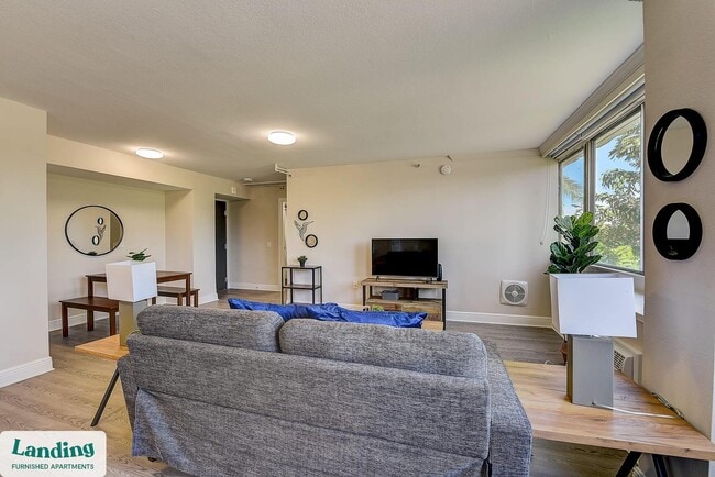 Photo - 305 Dr. M.L.K. Jr St S Unit 222.1403557