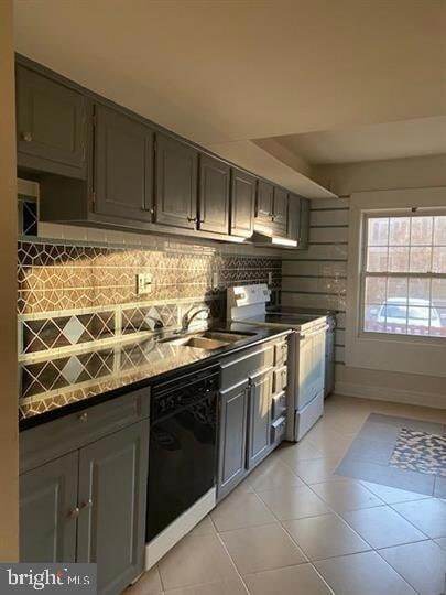 Photo - 8286 White Pine Dr